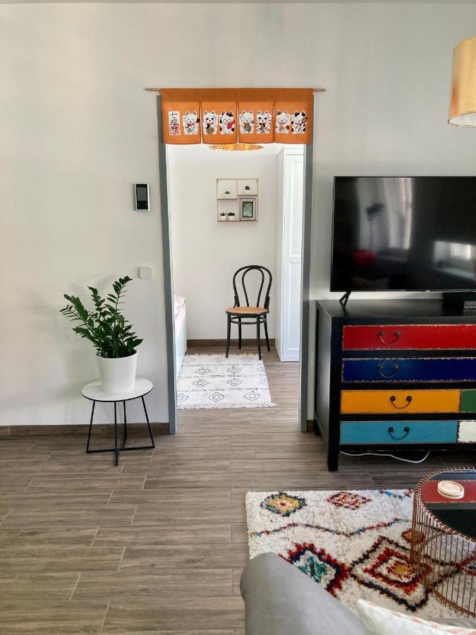 Apartment For 2 In Margareten Wina Bagian luar foto